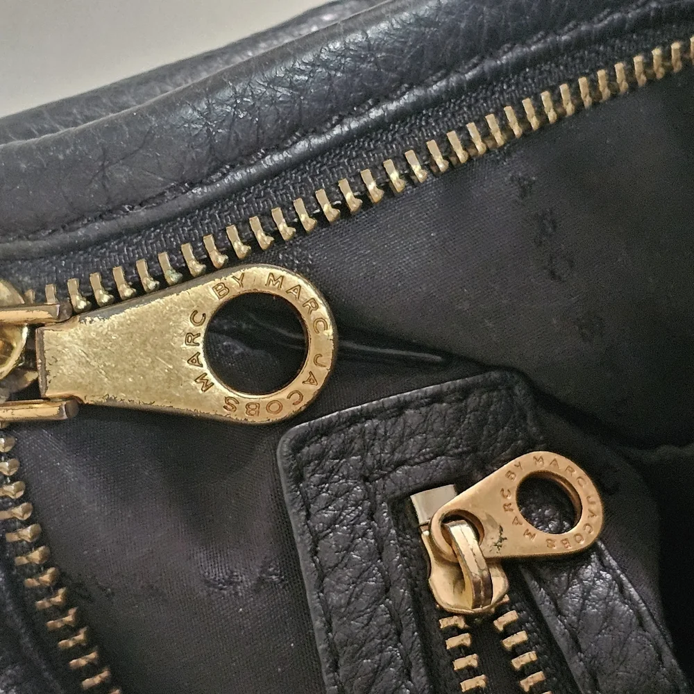 Marc by Marc Jacobs Crossbody Leather Shoulder Bag